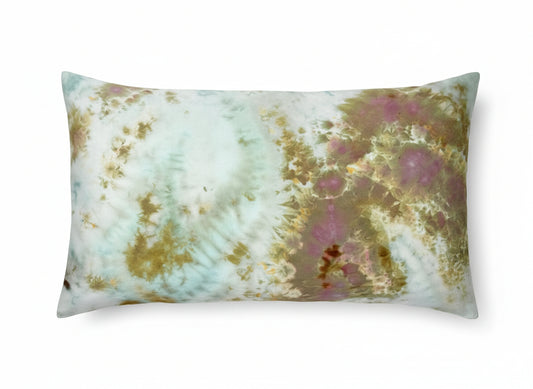Blooming Garden — 25 Momme, 100% Mulberry Silk, Zippered Pillowcase