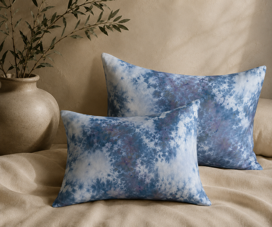 Midnight Glacier  — 25 Momme, 100% Mulberry Silk, Zippered Pillowcase